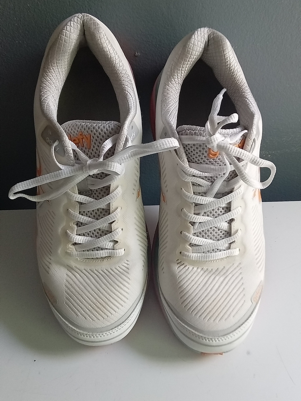 Gravity‎ Defyer G-Defy Ion White Pastel Walking Shoes VersoShock Orthopedic